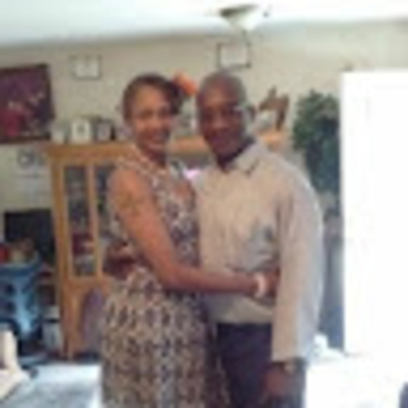 Meet your Posher, Earicka b - Picture 1 of 1